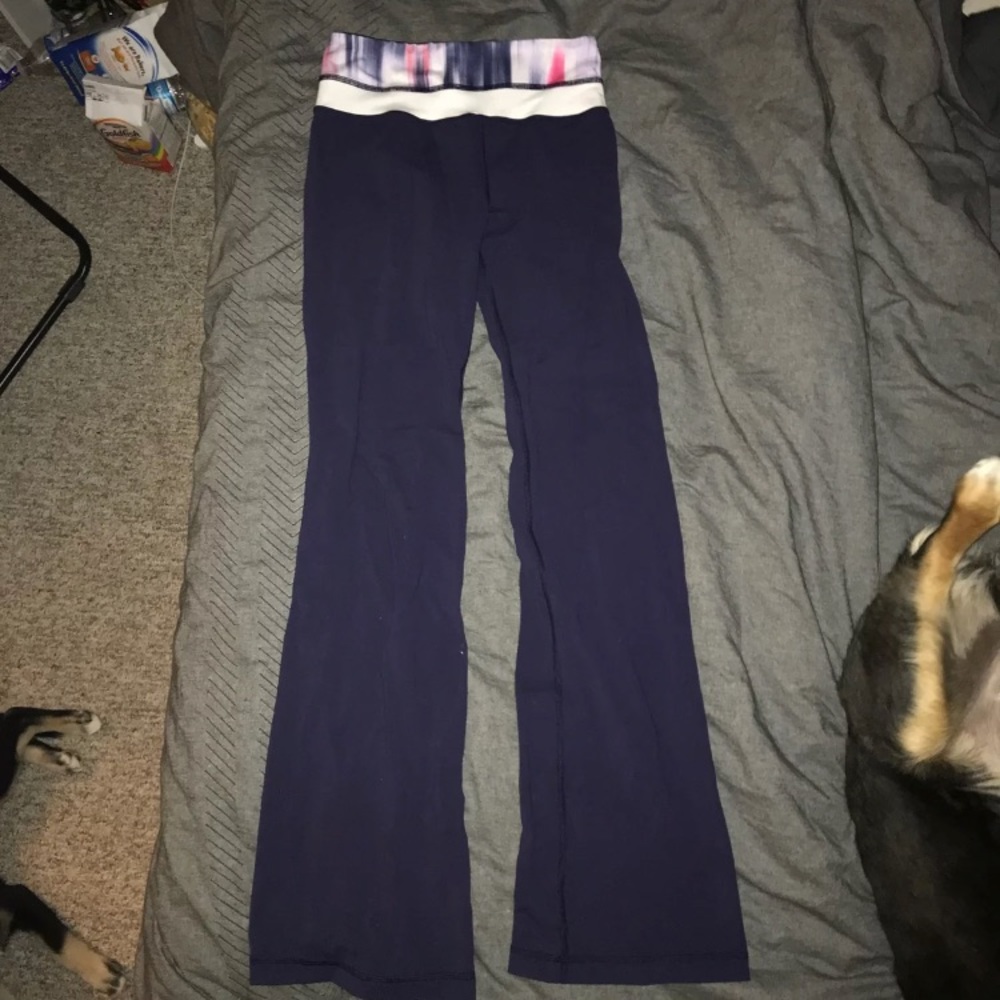 Lululemon yoga pants